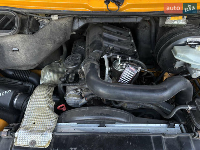 Мерседес Sprinter 2006 у Рівному на Automoto.ua Жовтий Мерседес Sprinter, об'ємом двигуна 2.2 л та пробігом 377 тис. км за 11450 $, фото 65 на Automoto.ua