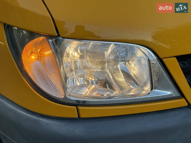 Мерседес Sprinter 2006 у Рівному на Automoto.ua Жовтий Мерседес Sprinter, об'ємом двигуна 2.2 л та пробігом 377 тис. км за 11450 $, фото 27 на Automoto.ua