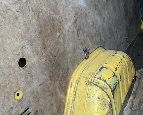 Жовтий Мерседес Sprinter, об'ємом двигуна 2.1 л та пробігом 380 тис. км за 8950 $, фото 34 на Automoto.ua