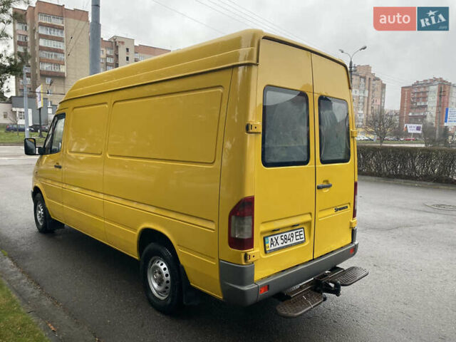 Жовтий Мерседес Sprinter, об'ємом двигуна 2.1 л та пробігом 380 тис. км за 8950 $, фото 12 на Automoto.ua
