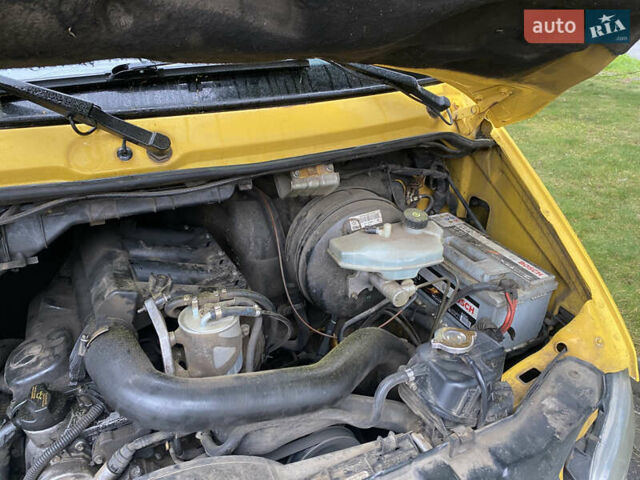 Жовтий Мерседес Sprinter, об'ємом двигуна 2.1 л та пробігом 380 тис. км за 8950 $, фото 19 на Automoto.ua