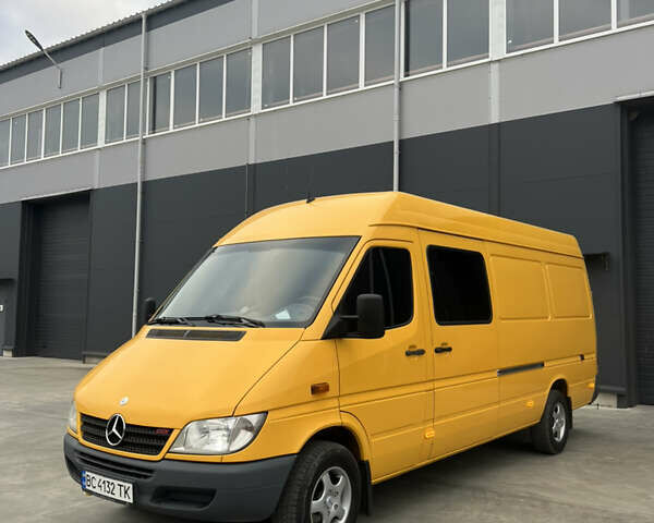 Желтый Мерседес Sprinter, объемом двигателя 0 л и пробегом 350 тыс. км за 12000 $, фото 3 на Automoto.ua