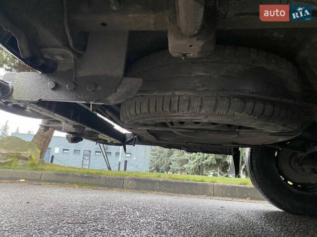 Жовтий Мерседес Sprinter, об'ємом двигуна 2.1 л та пробігом 380 тис. км за 8950 $, фото 55 на Automoto.ua