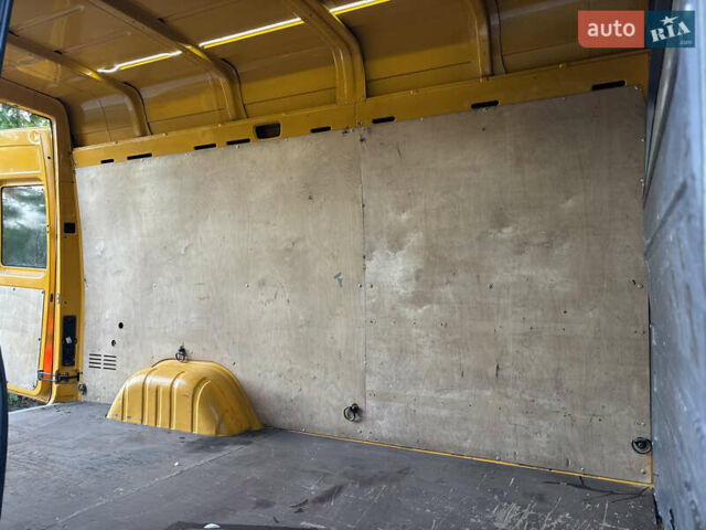 Мерседес Sprinter 2006 у Рівному на Automoto.ua Жовтий Мерседес Sprinter, об'ємом двигуна 2.2 л та пробігом 377 тис. км за 11450 $, фото 51 на Automoto.ua