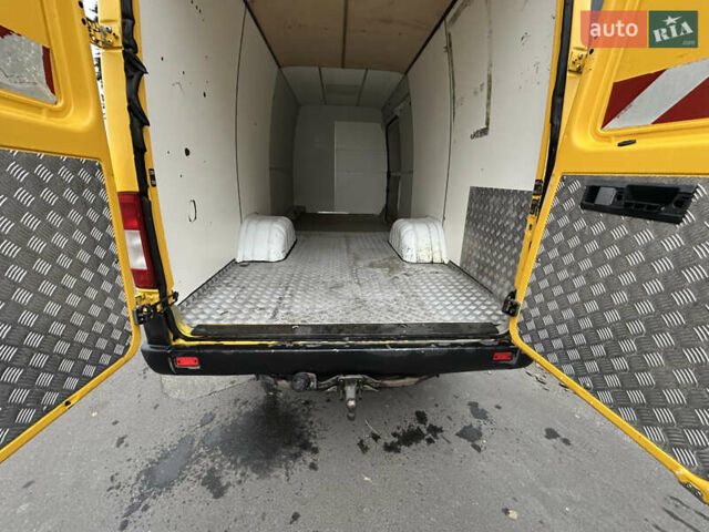Жовтий Мерседес Sprinter, об'ємом двигуна 0 л та пробігом 175 тис. км за 22750 $, фото 15 на Automoto.ua