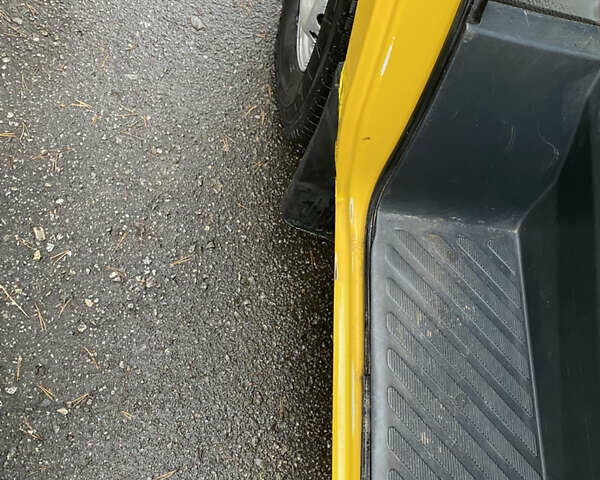 Жовтий Мерседес Sprinter, об'ємом двигуна 2.1 л та пробігом 380 тис. км за 8950 $, фото 42 на Automoto.ua