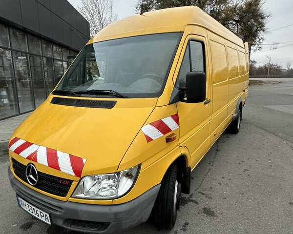 Жовтий Мерседес Sprinter, об'ємом двигуна 0 л та пробігом 175 тис. км за 22750 $, фото 34 на Automoto.ua