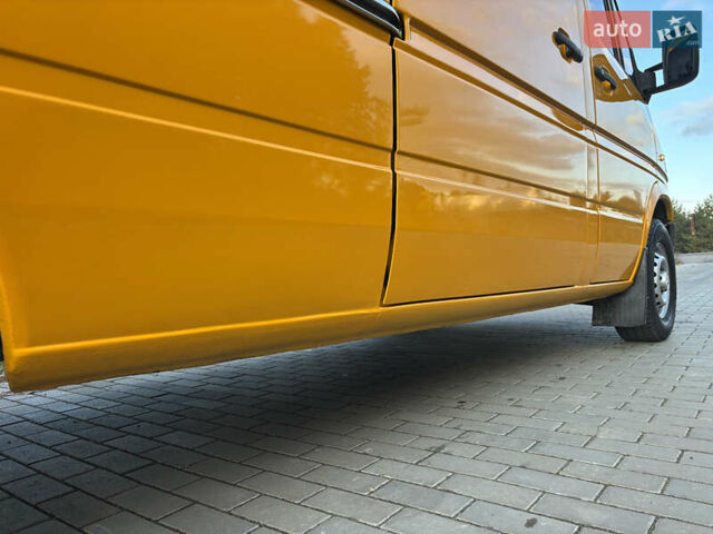 Мерседес Sprinter 2006 у Рівному на Automoto.ua Жовтий Мерседес Sprinter, об'ємом двигуна 2.2 л та пробігом 377 тис. км за 11450 $, фото 18 на Automoto.ua