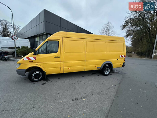 Жовтий Мерседес Sprinter, об'ємом двигуна 0 л та пробігом 175 тис. км за 22750 $, фото 1 на Automoto.ua