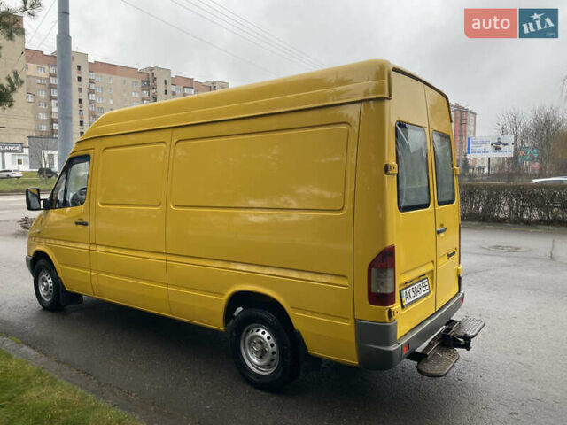 Жовтий Мерседес Sprinter, об'ємом двигуна 2.1 л та пробігом 380 тис. км за 8950 $, фото 71 на Automoto.ua