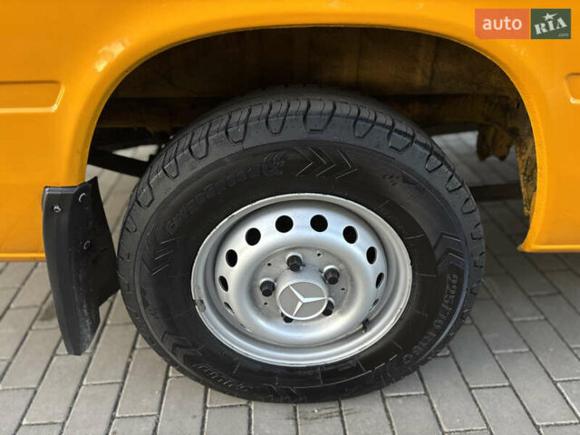 Мерседес Sprinter 2006 у Рівному на Automoto.ua Жовтий Мерседес Sprinter, об'ємом двигуна 2.2 л та пробігом 377 тис. км за 11450 $, фото 56 на Automoto.ua