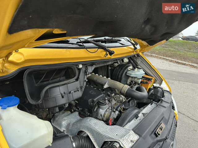 Жовтий Мерседес Sprinter, об'ємом двигуна 0 л та пробігом 175 тис. км за 22750 $, фото 39 на Automoto.ua