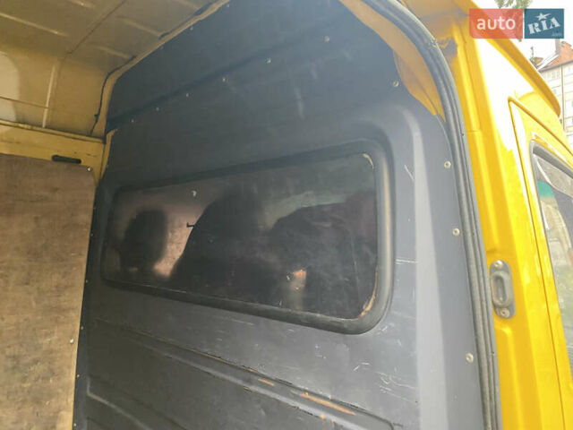 Жовтий Мерседес Sprinter, об'ємом двигуна 2.1 л та пробігом 380 тис. км за 8950 $, фото 73 на Automoto.ua