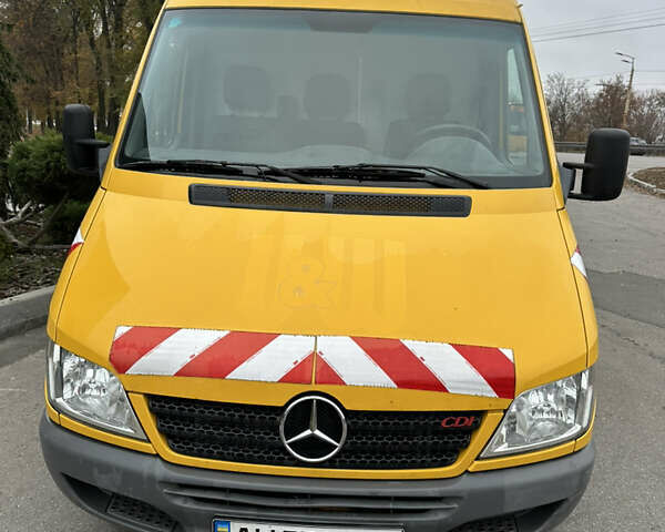 Жовтий Мерседес Sprinter, об'ємом двигуна 0 л та пробігом 175 тис. км за 22750 $, фото 33 на Automoto.ua