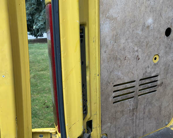 Жовтий Мерседес Sprinter, об'ємом двигуна 2.1 л та пробігом 380 тис. км за 8950 $, фото 74 на Automoto.ua