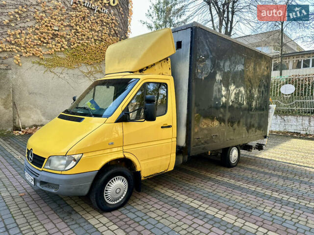 Жовтий Мерседес Sprinter, об'ємом двигуна 2.2 л та пробігом 495 тис. км за 6700 $, фото 6 на Automoto.ua