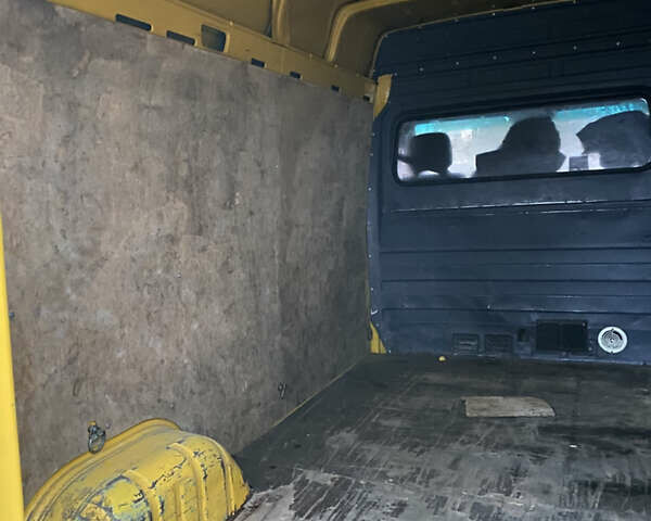 Жовтий Мерседес Sprinter, об'ємом двигуна 2.1 л та пробігом 380 тис. км за 8950 $, фото 84 на Automoto.ua