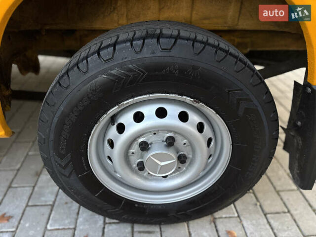 Мерседес Sprinter 2006 у Рівному на Automoto.ua Жовтий Мерседес Sprinter, об'ємом двигуна 2.2 л та пробігом 377 тис. км за 11450 $, фото 58 на Automoto.ua