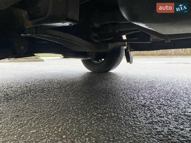 Жовтий Мерседес Sprinter, об'ємом двигуна 2.1 л та пробігом 380 тис. км за 8950 $, фото 80 на Automoto.ua