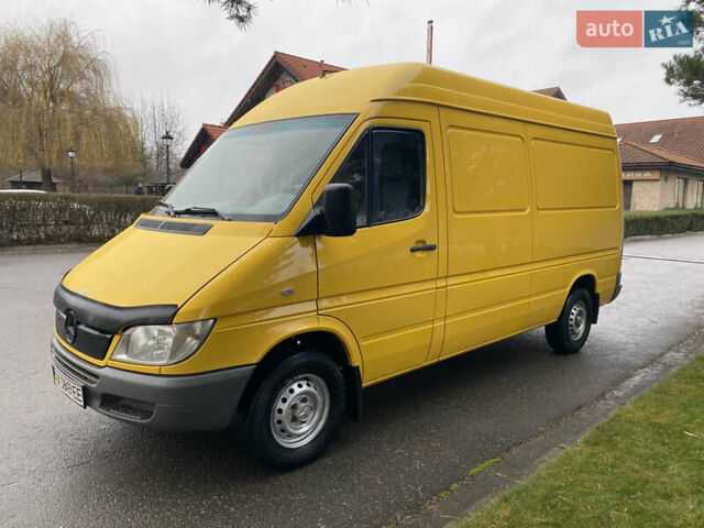 Жовтий Мерседес Sprinter, об'ємом двигуна 2.1 л та пробігом 380 тис. км за 8950 $, фото 68 на Automoto.ua