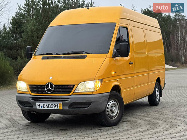 Жовтий Мерседес Sprinter, об'ємом двигуна 0 л та пробігом 380 тис. км за 11150 $, фото 13 на Automoto.ua