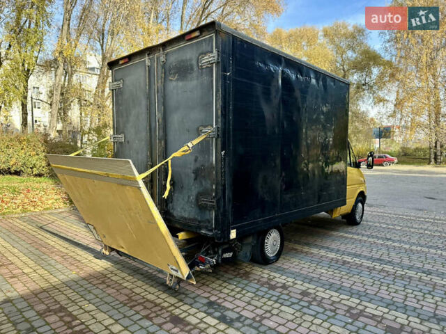 Жовтий Мерседес Sprinter, об'ємом двигуна 2.2 л та пробігом 495 тис. км за 6700 $, фото 11 на Automoto.ua