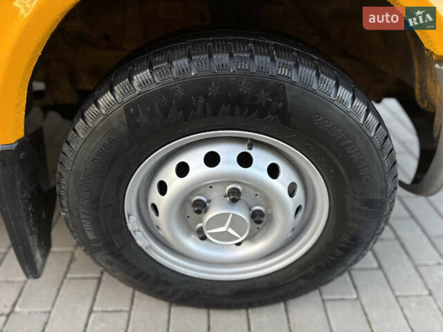 Мерседес Sprinter 2006 у Рівному на Automoto.ua Жовтий Мерседес Sprinter, об'ємом двигуна 2.2 л та пробігом 377 тис. км за 11450 $, фото 60 на Automoto.ua