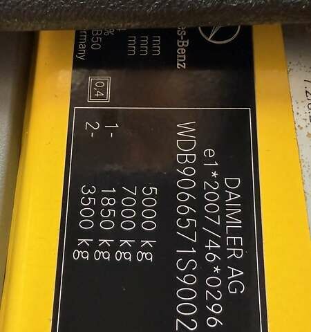 Жовтий Мерседес Sprinter, об'ємом двигуна 2.2 л та пробігом 138 тис. км за 25000 $, фото 23 на Automoto.ua