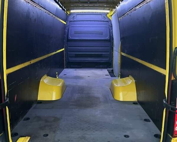 Жовтий Мерседес Sprinter, об'ємом двигуна 2.2 л та пробігом 138 тис. км за 25000 $, фото 11 на Automoto.ua
