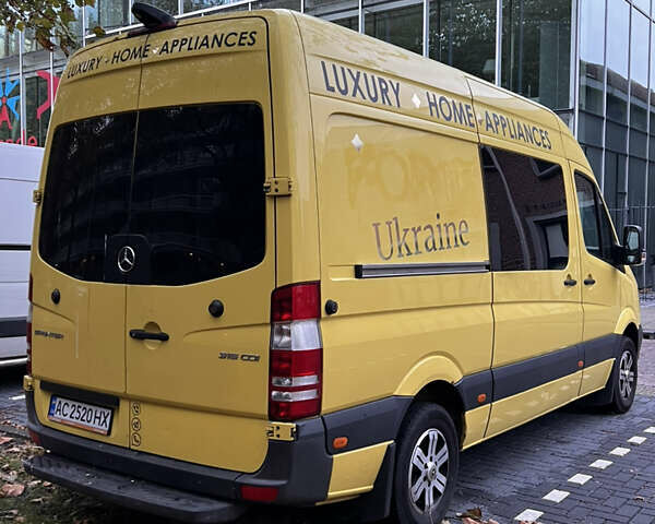 Жовтий Мерседес Sprinter, об'ємом двигуна 2.14 л та пробігом 468 тис. км за 15500 $, фото 3 на Automoto.ua