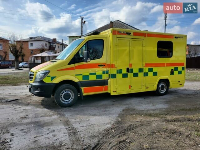 Желтый Мерседес Sprinter, объемом двигателя 3 л и пробегом 120 тыс. км за 24500 $, фото 9 на Automoto.ua