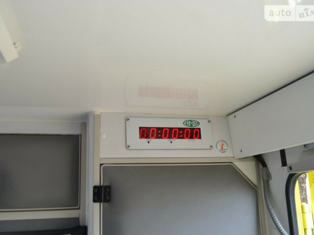 Жовтий Мерседес Sprinter, об'ємом двигуна 3 л та пробігом 170 тис. км за 29000 $, фото 23 на Automoto.ua