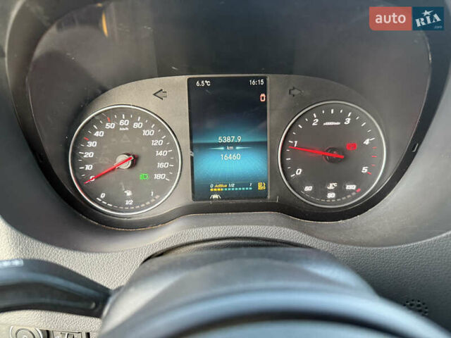 Жовтий Мерседес Sprinter, об'ємом двигуна 3 л та пробігом 16 тис. км за 58476 $, фото 6 на Automoto.ua