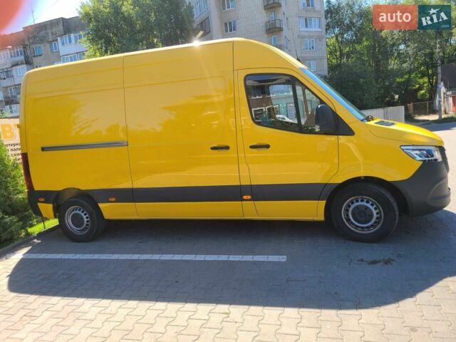 Желтый Мерседес Sprinter, объемом двигателя 2.14 л и пробегом 226 тыс. км за 19800 $, фото 10 на Automoto.ua