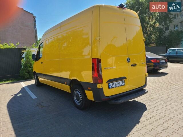 Желтый Мерседес Sprinter, объемом двигателя 2.14 л и пробегом 226 тыс. км за 19800 $, фото 7 на Automoto.ua