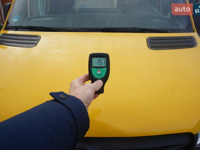 Желтый Мерседес Sprinter, объемом двигателя 0 л и пробегом 72 тыс. км за 18000 $, фото 49 на Automoto.ua