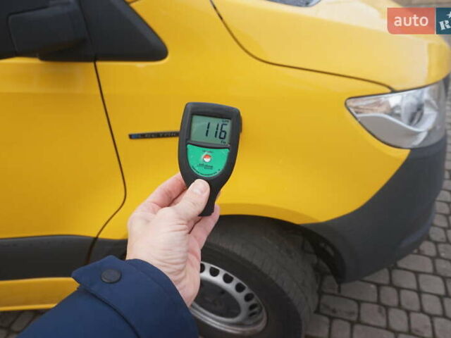 Желтый Мерседес Sprinter, объемом двигателя 0 л и пробегом 72 тыс. км за 18000 $, фото 59 на Automoto.ua