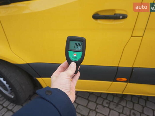 Желтый Мерседес Sprinter, объемом двигателя 0 л и пробегом 72 тыс. км за 18000 $, фото 51 на Automoto.ua