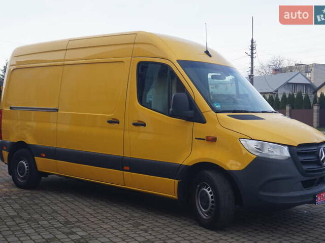 Желтый Мерседес Sprinter, объемом двигателя 0 л и пробегом 72 тыс. км за 18000 $, фото 3 на Automoto.ua