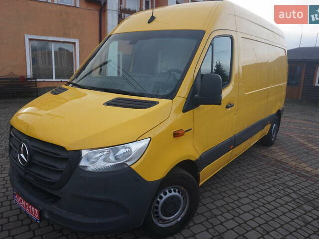 Желтый Мерседес Sprinter, объемом двигателя 0 л и пробегом 72 тыс. км за 18000 $, фото 12 на Automoto.ua