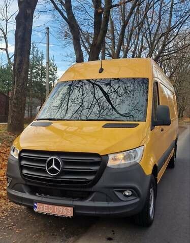 Желтый Мерседес Sprinter, объемом двигателя 3 л и пробегом 330 тыс. км за 38500 $, фото 20 на Automoto.ua
