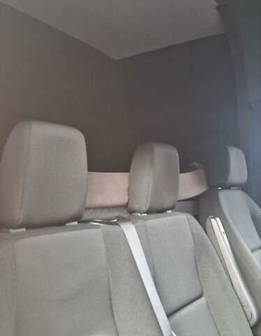 Желтый Мерседес Sprinter, объемом двигателя 3 л и пробегом 330 тыс. км за 38500 $, фото 23 на Automoto.ua