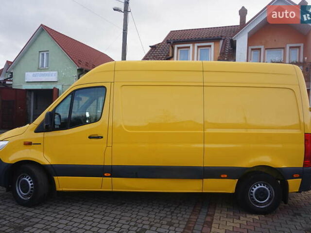 Желтый Мерседес Sprinter, объемом двигателя 0 л и пробегом 72 тыс. км за 18000 $, фото 19 на Automoto.ua
