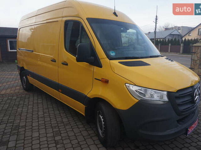 Желтый Мерседес Sprinter, объемом двигателя 0 л и пробегом 72 тыс. км за 18000 $, фото 14 на Automoto.ua