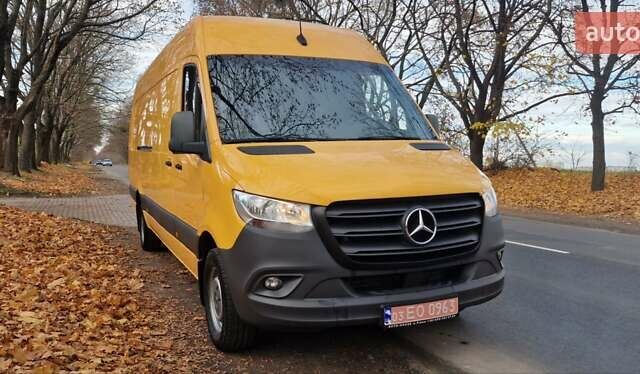 Желтый Мерседес Sprinter, объемом двигателя 3 л и пробегом 330 тыс. км за 38500 $, фото 21 на Automoto.ua