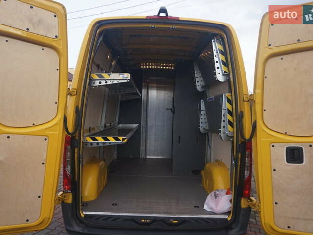 Желтый Мерседес Sprinter, объемом двигателя 0 л и пробегом 72 тыс. км за 18000 $, фото 39 на Automoto.ua