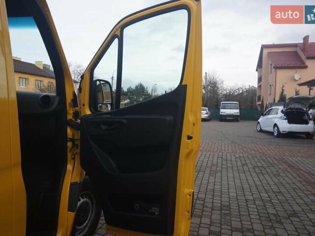 Желтый Мерседес Sprinter, объемом двигателя 0 л и пробегом 72 тыс. км за 18000 $, фото 33 на Automoto.ua