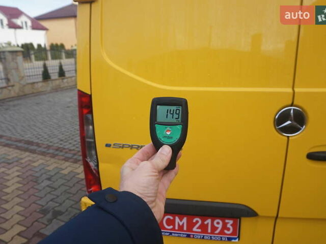 Желтый Мерседес Sprinter, объемом двигателя 0 л и пробегом 72 тыс. км за 18000 $, фото 54 на Automoto.ua