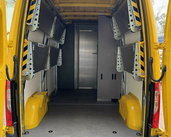 Жовтий Мерседес Sprinter, об'ємом двигуна 0 л та пробігом 34 тис. км за 22999 $, фото 34 на Automoto.ua