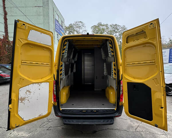 Жовтий Мерседес Sprinter, об'ємом двигуна 0 л та пробігом 34 тис. км за 22999 $, фото 39 на Automoto.ua